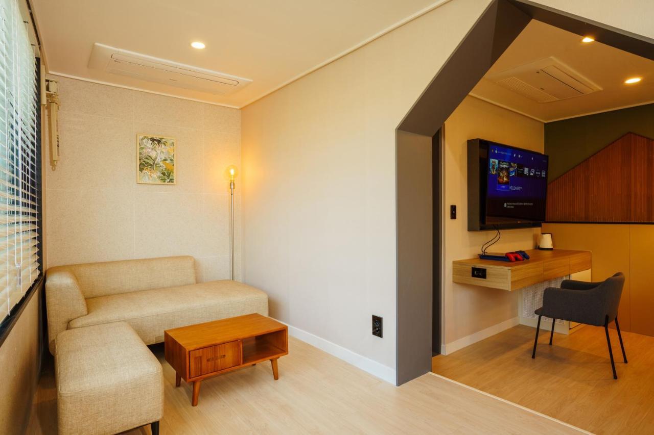 Hotel Pico Tongyeong Eksteriør bilde